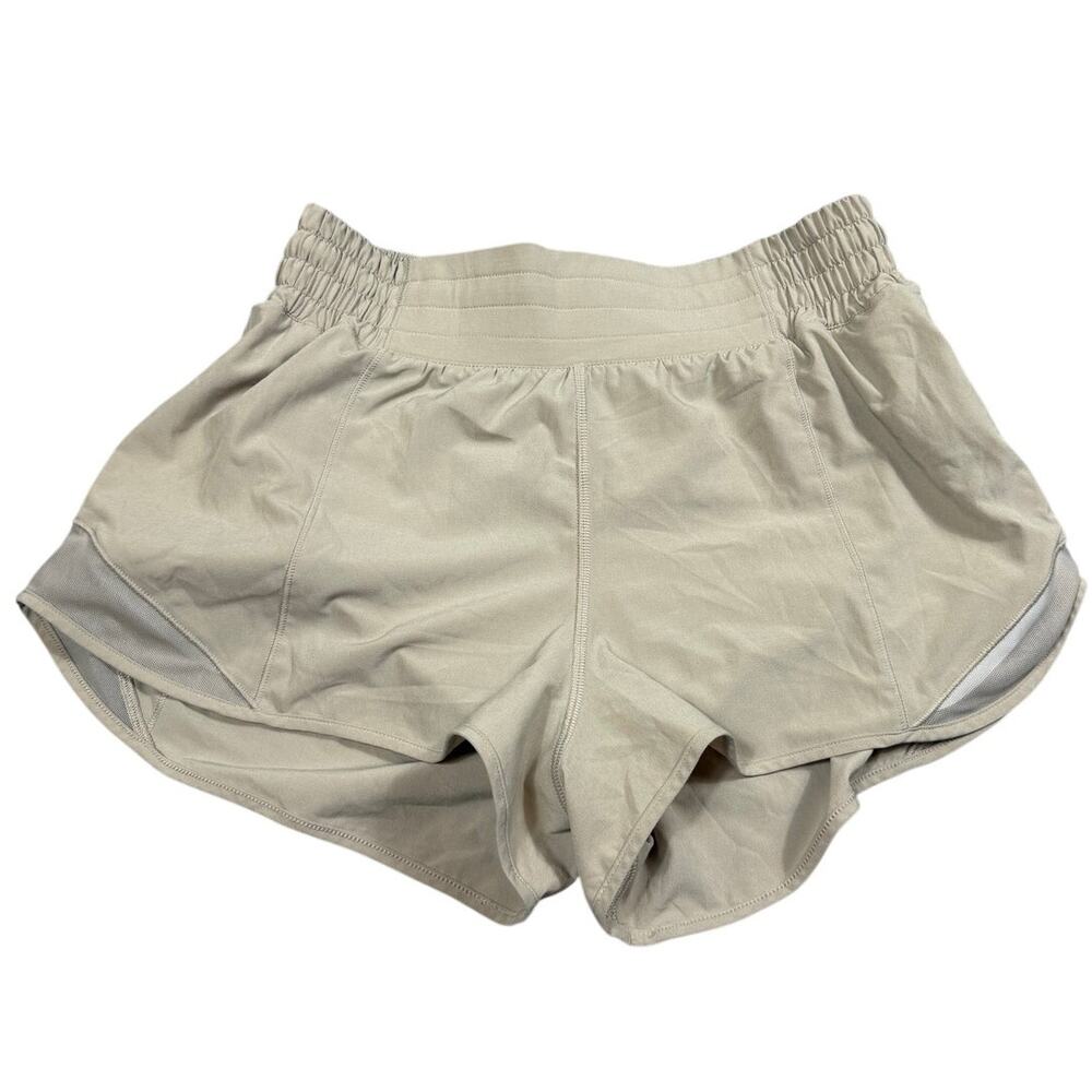 Lululemon Hotty Hot High Rise Shorts Womens Size 6